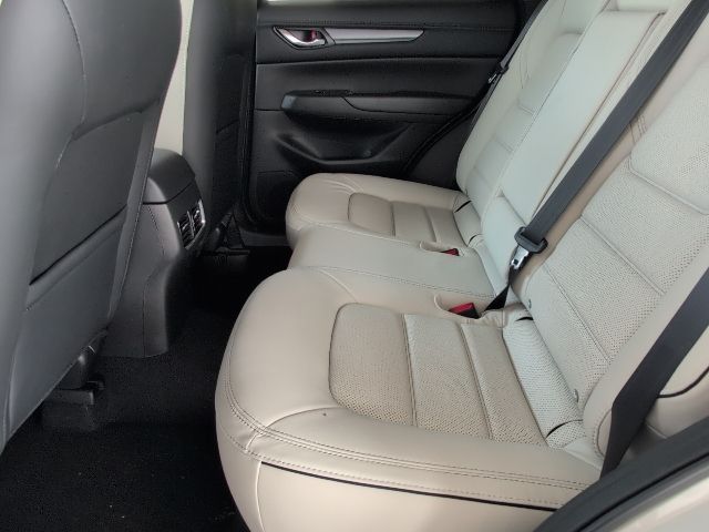 2025 Mazda CX-5 2.5 S Preferred photo 13