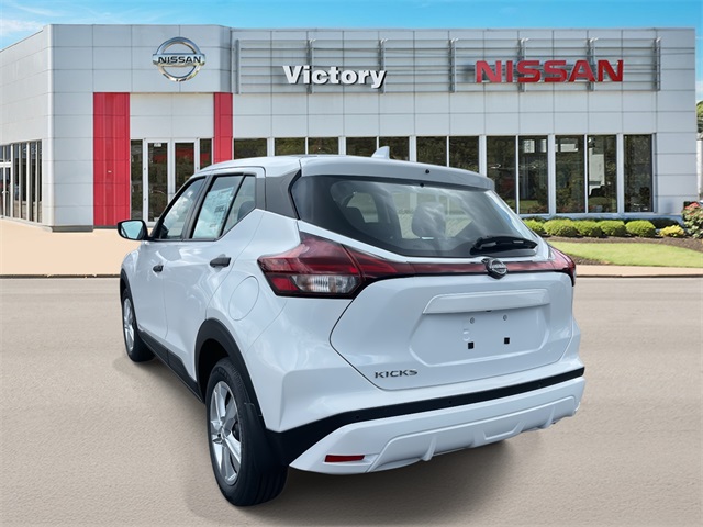 2025 Nissan Kicks Play S photo 4