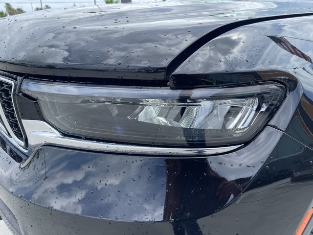 2025 Jeep Grand Cherokee Limited photo 13