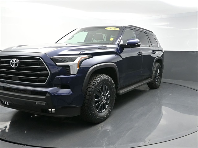 2025 Toyota Sequoia SR5 photo 3