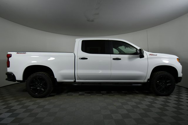 2025 Chevrolet Silverado 1500 LT Trail Boss photo 13
