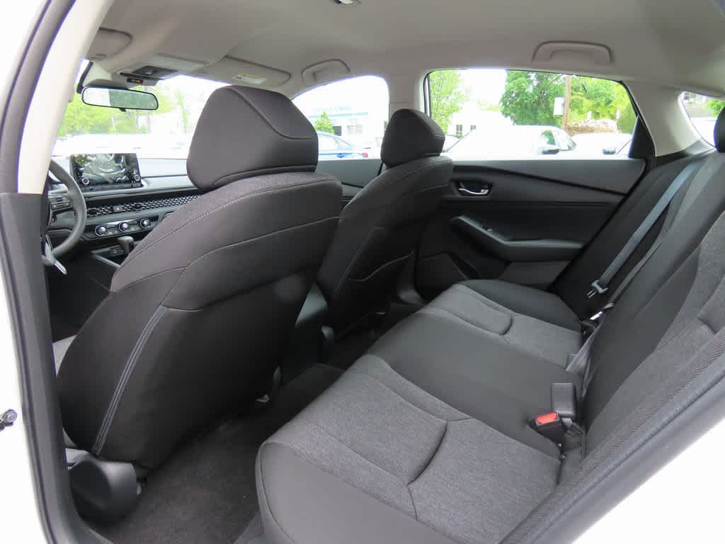 2025 Honda Accord LX photo 11