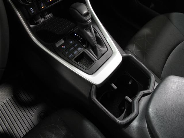 2024 Toyota RAV4 XLE photo 15