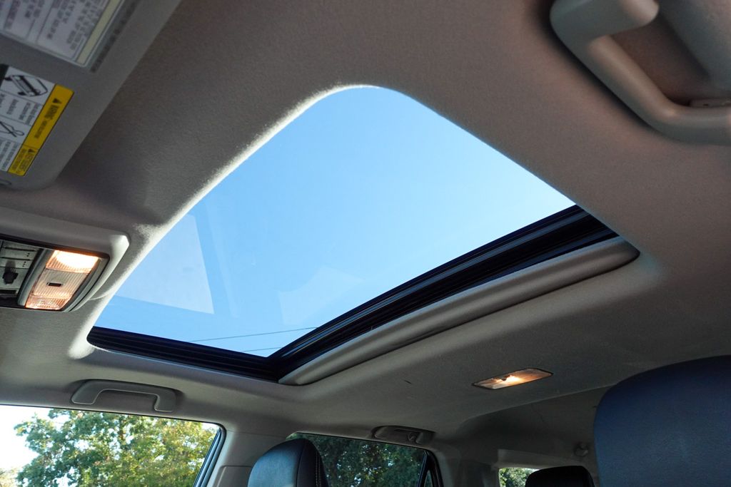 2023 Toyota 4Runner SR5 Premium photo 26