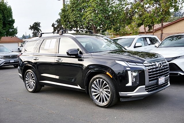 Used 2023 Black Hyundai Calligraphy image 5