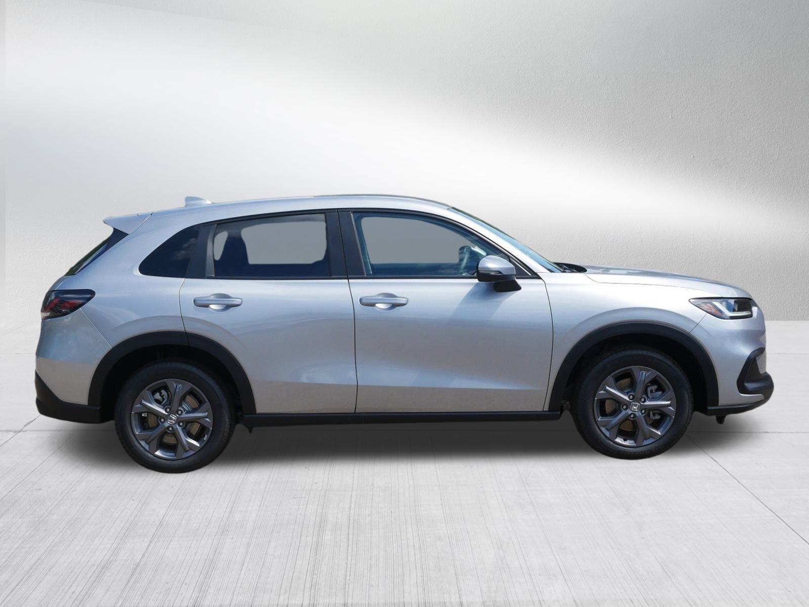 2026 Honda HR-V LX photo 8