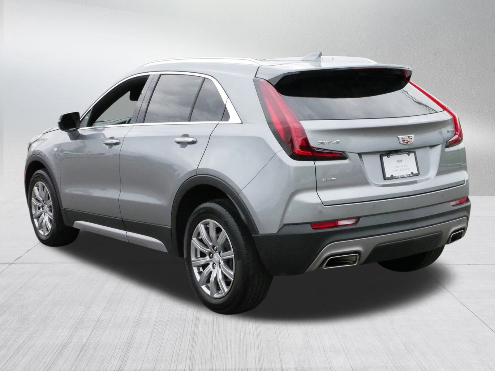 2023 Cadillac XT4 Premium Luxury photo 4