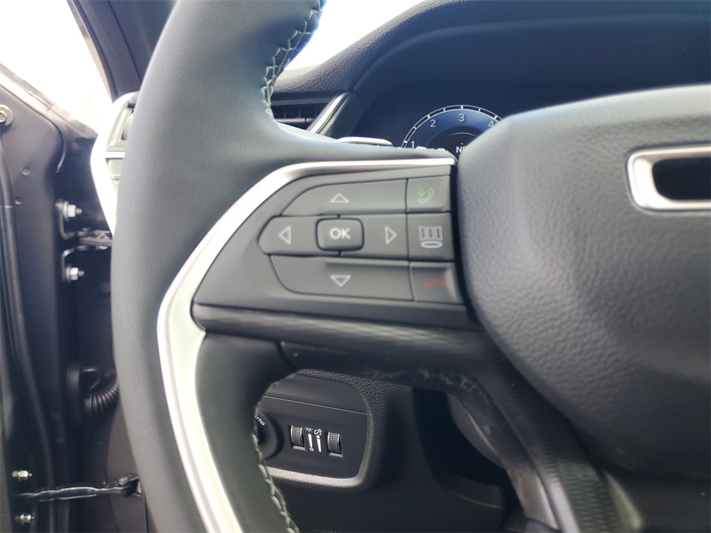 2025 Jeep Grand Cherokee Laredo X photo 11