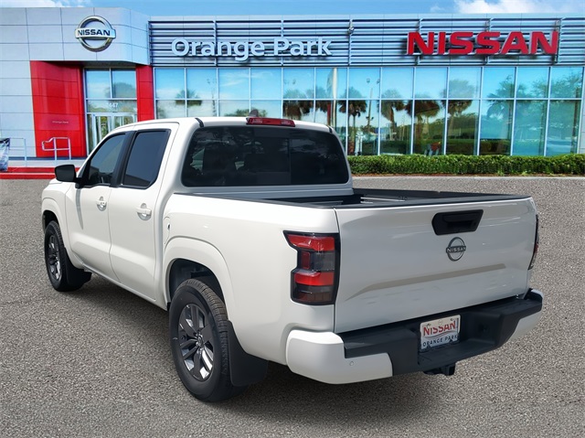 2025 Nissan Frontier Crew Cab SV photo 3