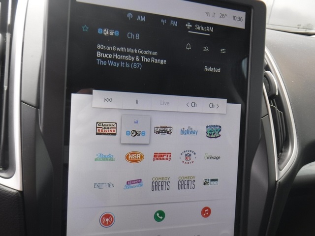 2024 Ford Edge SEL photo 18