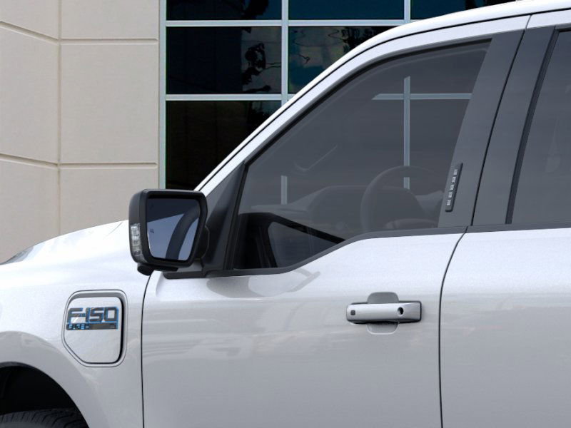 2024 Ford F-150 Lightning photo 19