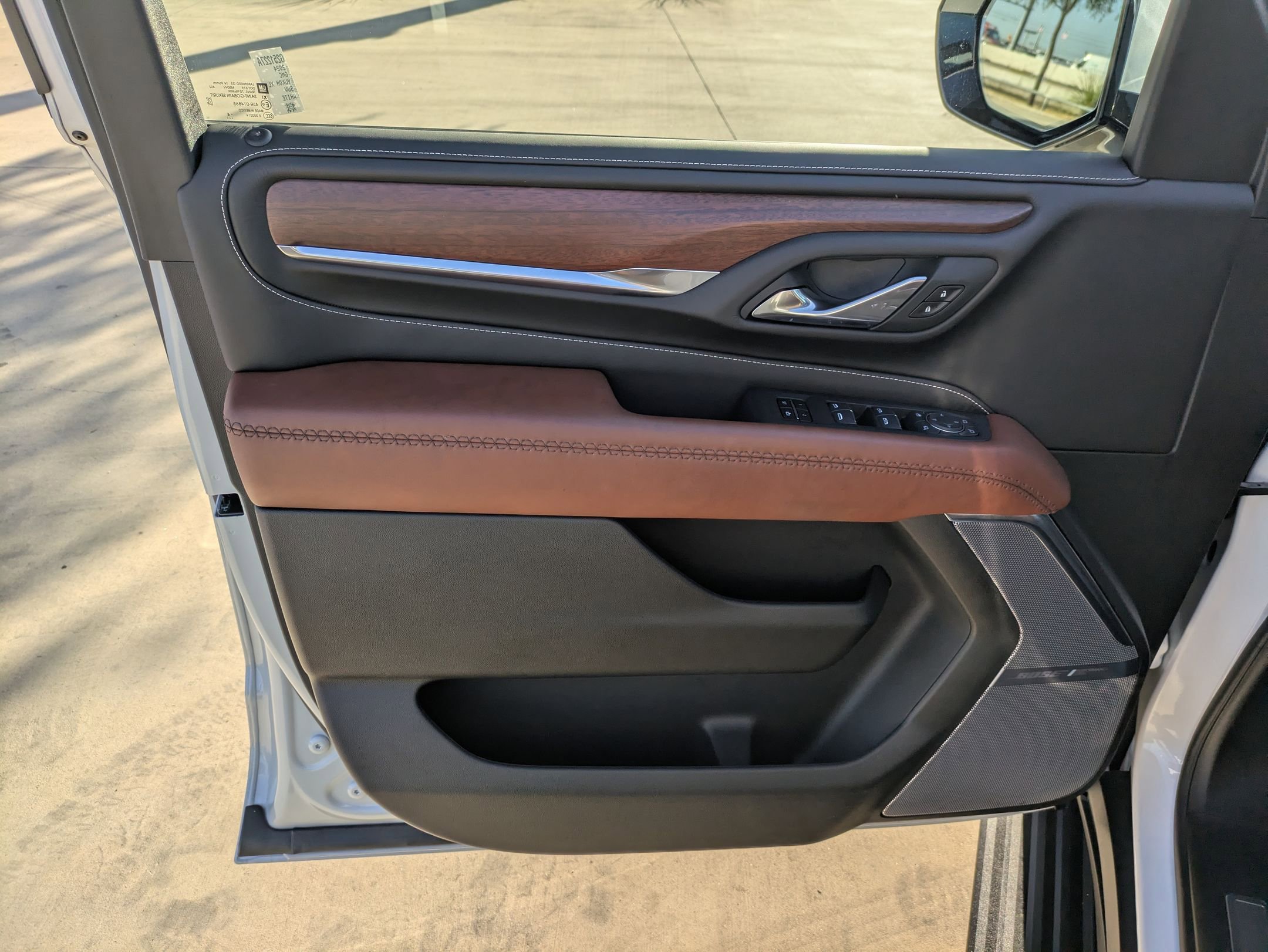 2024 Gmc Yukon XL Denali Ultimate photo 11