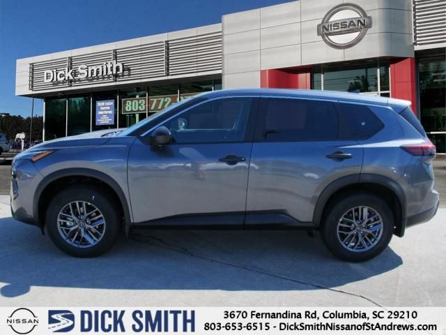 2025 Nissan Rogue S photo 4
