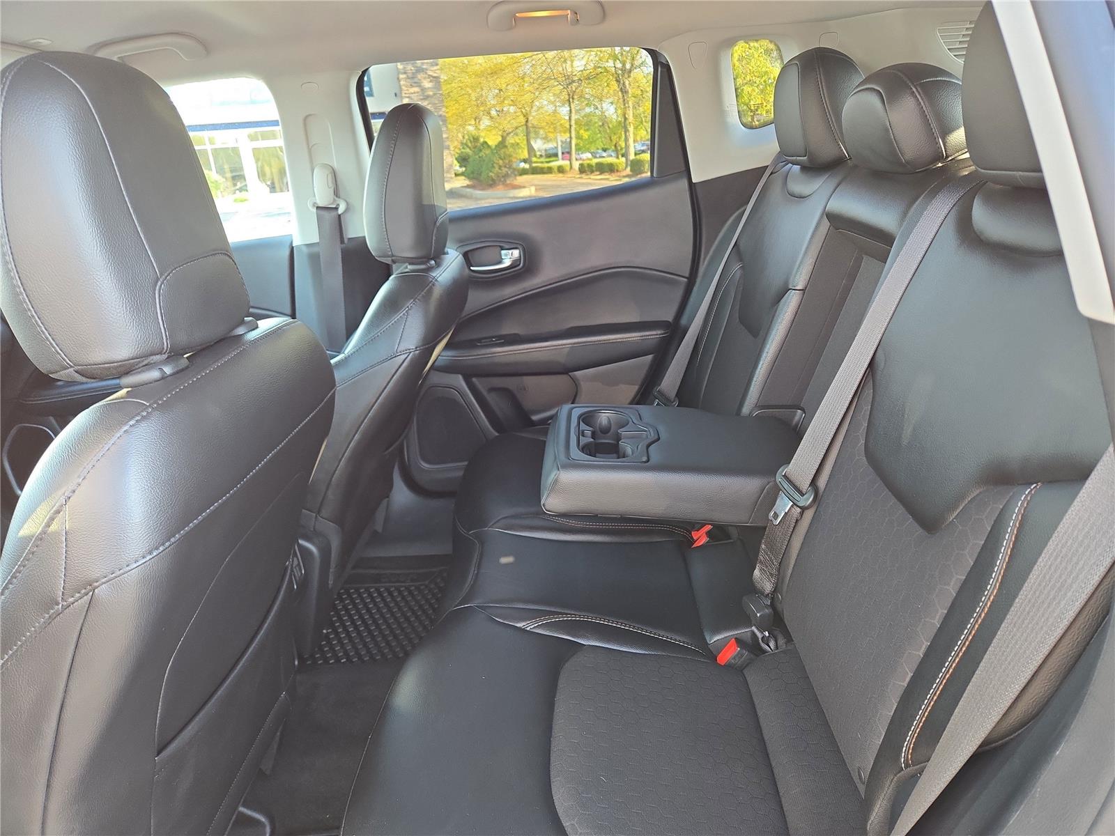 2018 Jeep Compass North Edition Latitude photo 17