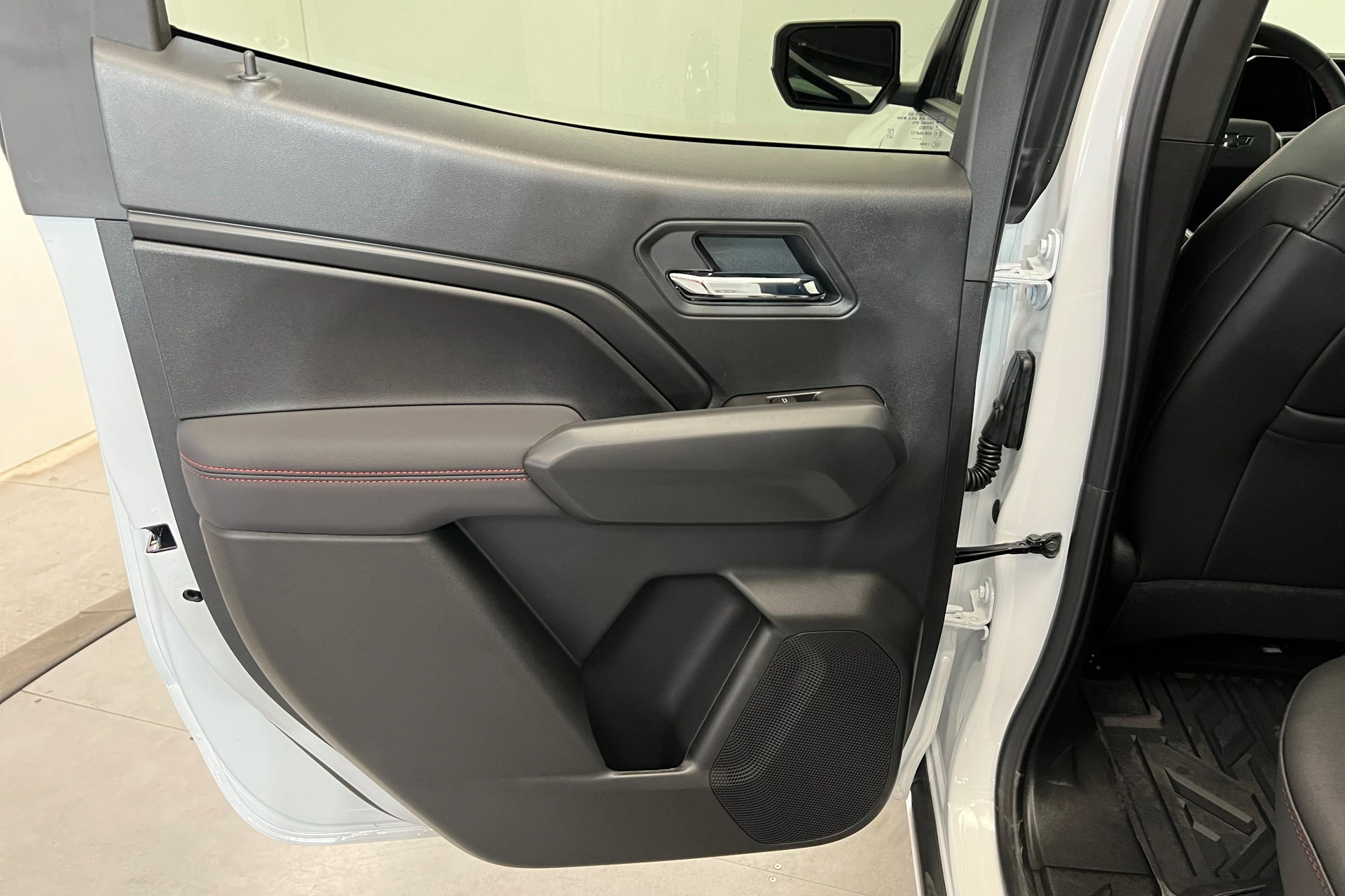 2026 Chevrolet Colorado Z71 photo 18