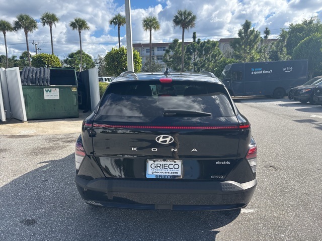 2024 Hyundai Kona Electric SEL photo 3