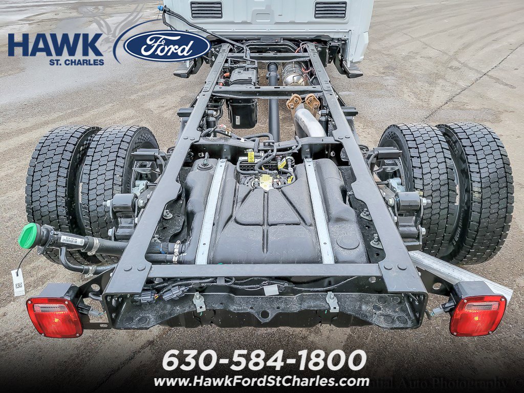 2026 FORD F-550 - Image 13