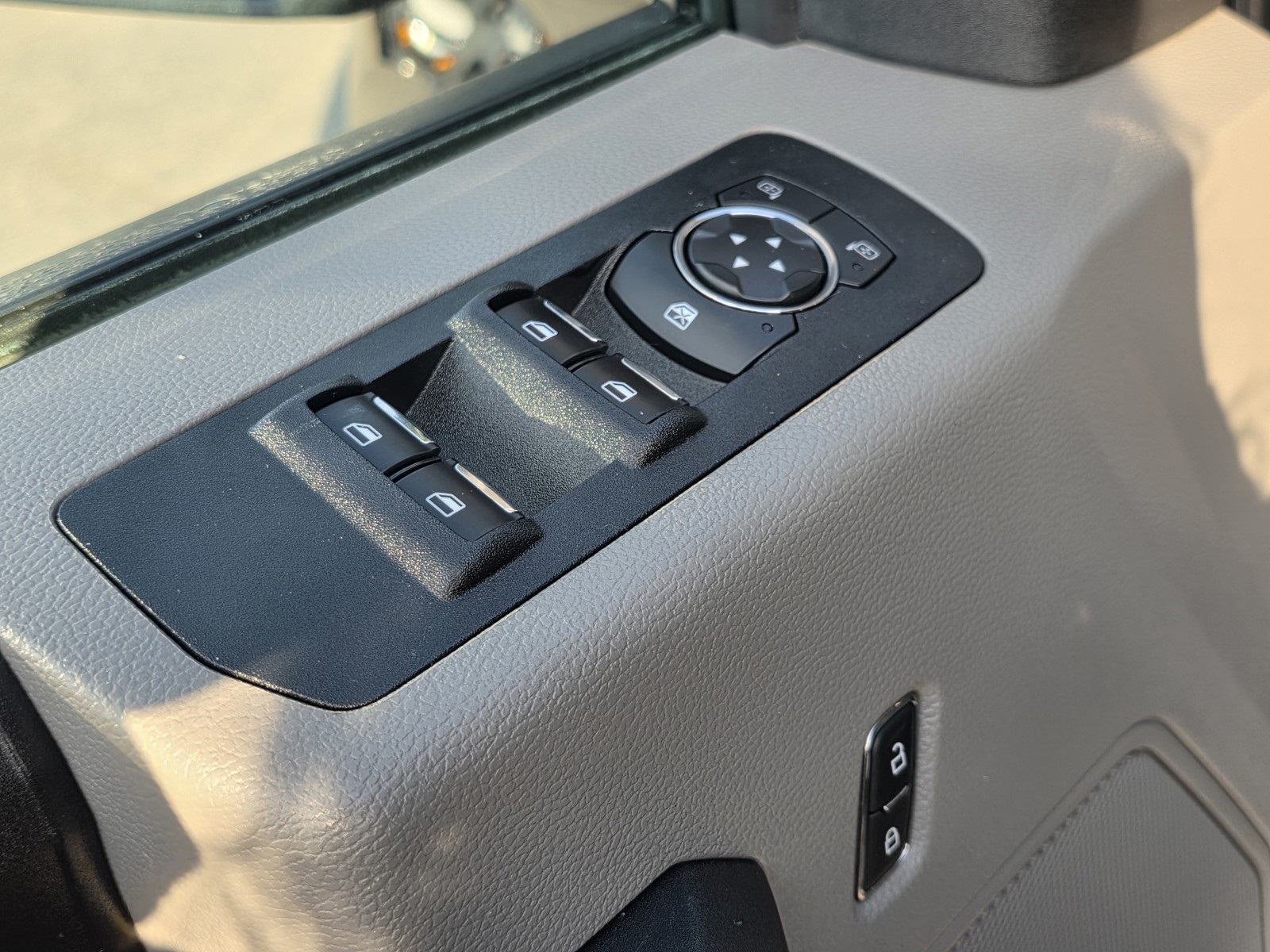2018 Ford F-150 XL photo 23