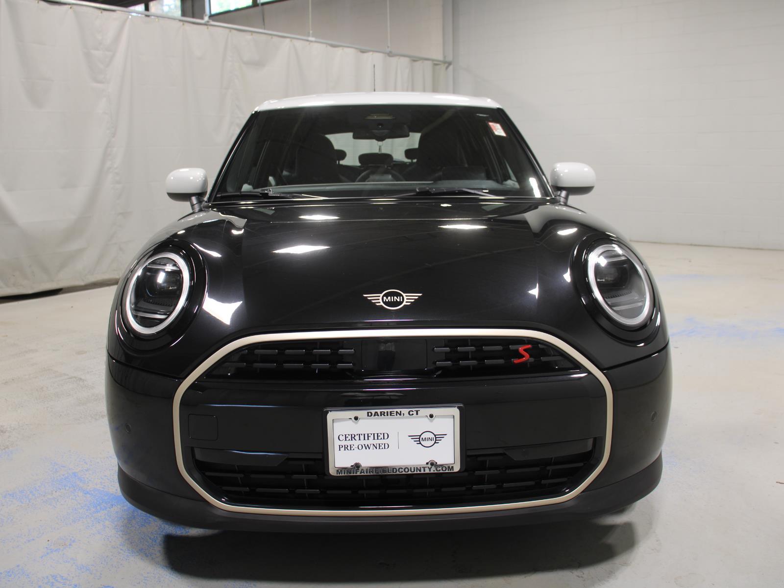 2025 Mini Cooper S Hardtop 4 Door photo 3