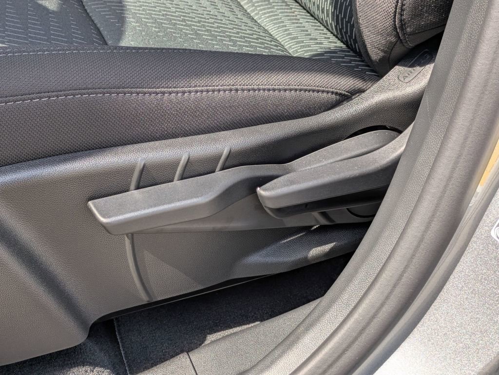 2026 Chevrolet Equinox LT photo 11