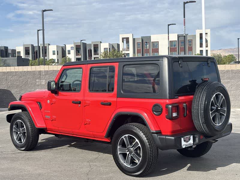 2023 Jeep Wrangler Sahara photo 6