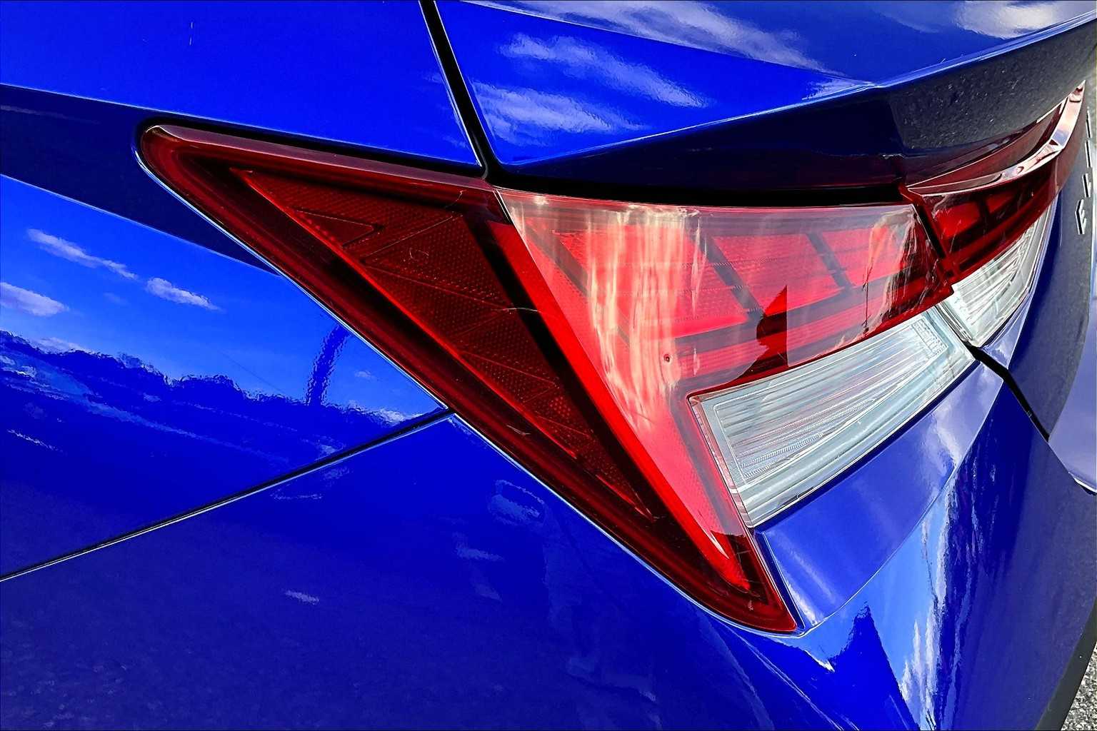 2024 Hyundai Elantra SEL Convenience photo 26