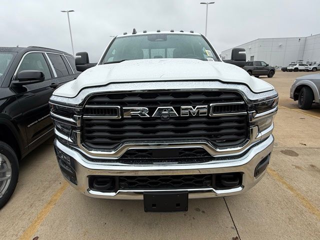 2026 Ram 3500 Tradesman photo 2