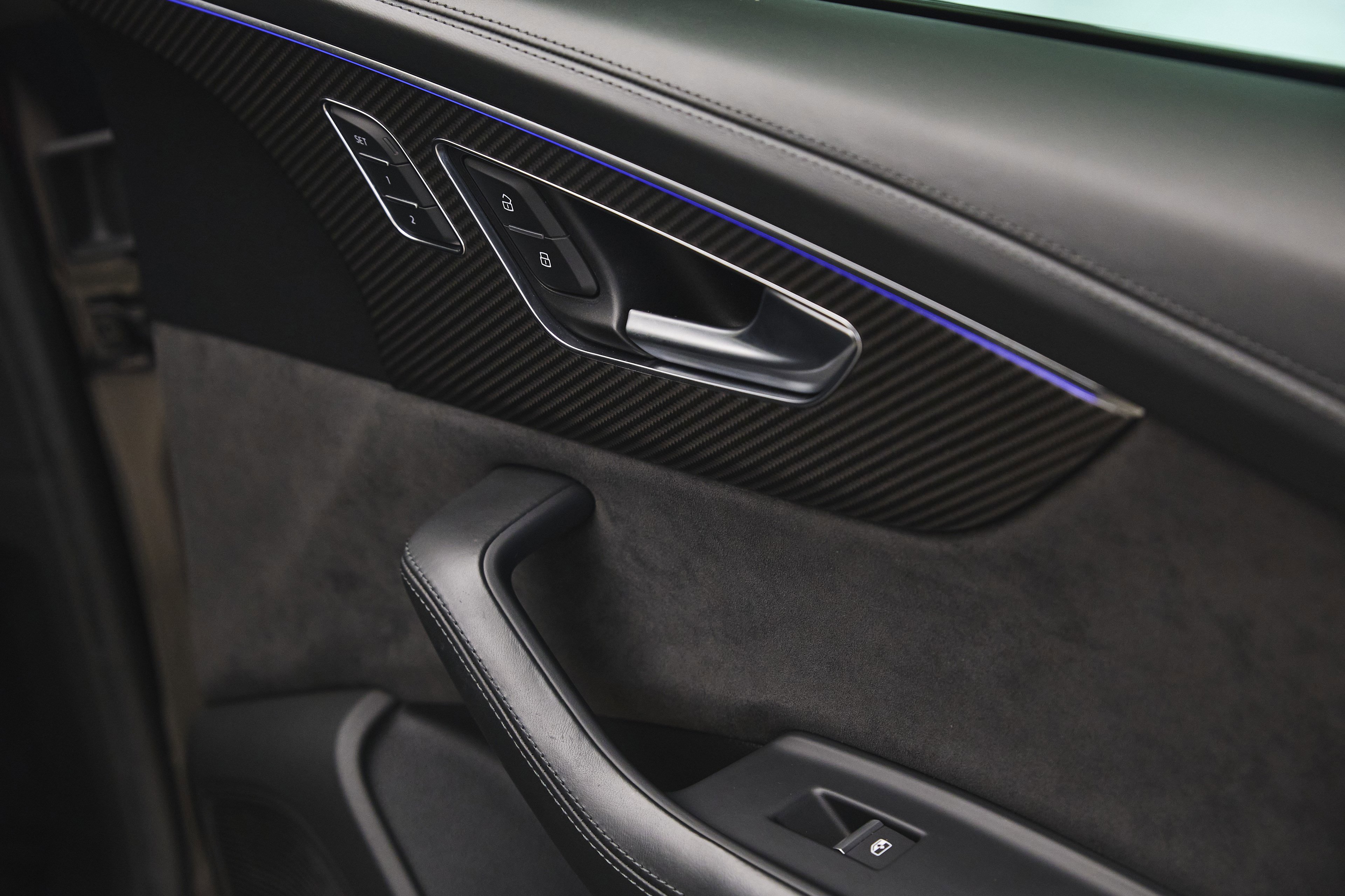 2021 Audi RS Q8 photo 35