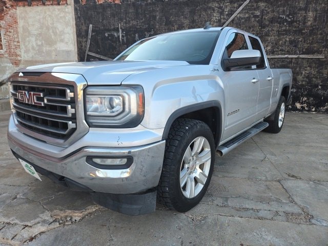 2016 GMC Sierra 1500 SLE's photo