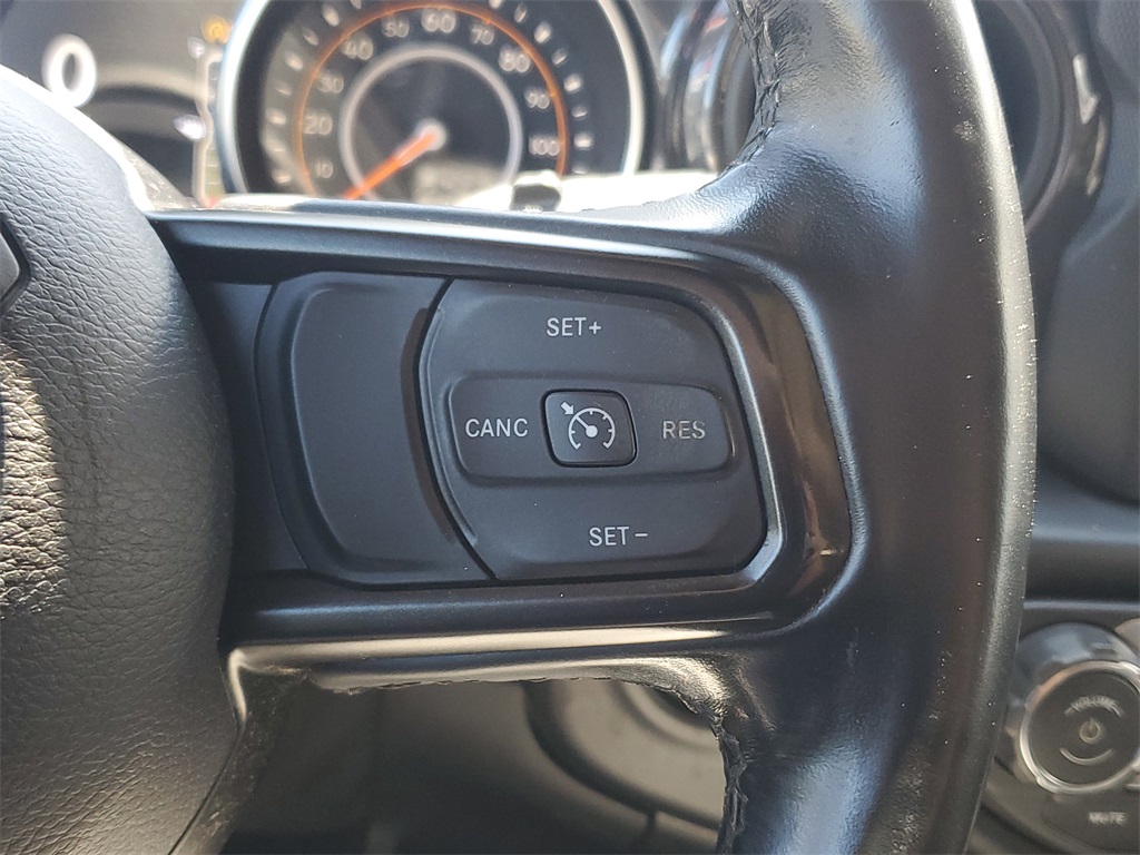 2020 Jeep Wrangler Unlimited Sport Altitude photo 21