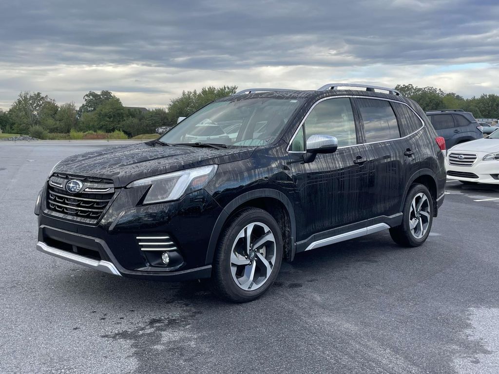 2024 Subaru Forester Touring photo 21