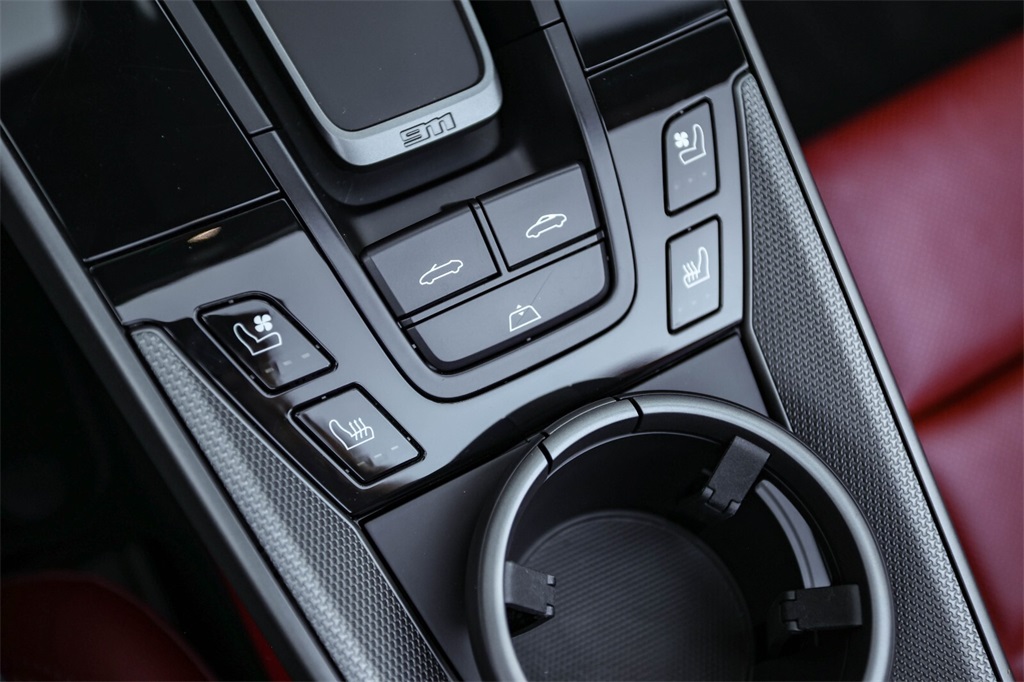 Used 2021 GT Silver Metallic Porsche Carrera S image 33