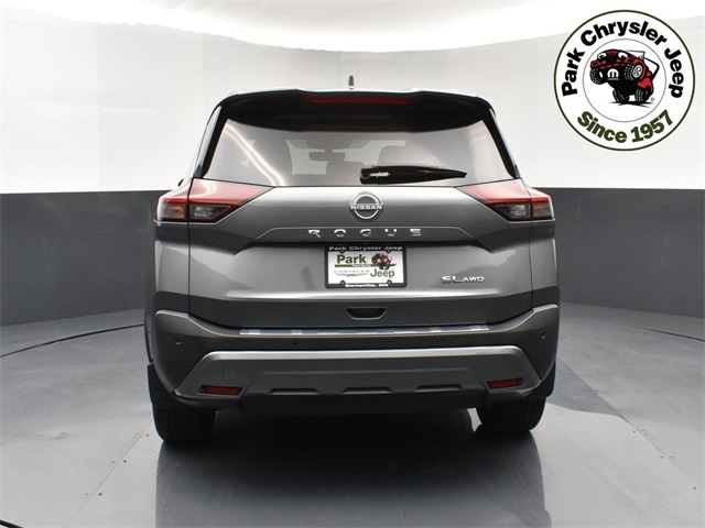 2023 Nissan Rogue SL photo 4