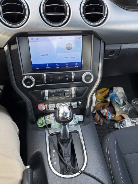 2022 Ford Mustang GT photo 2