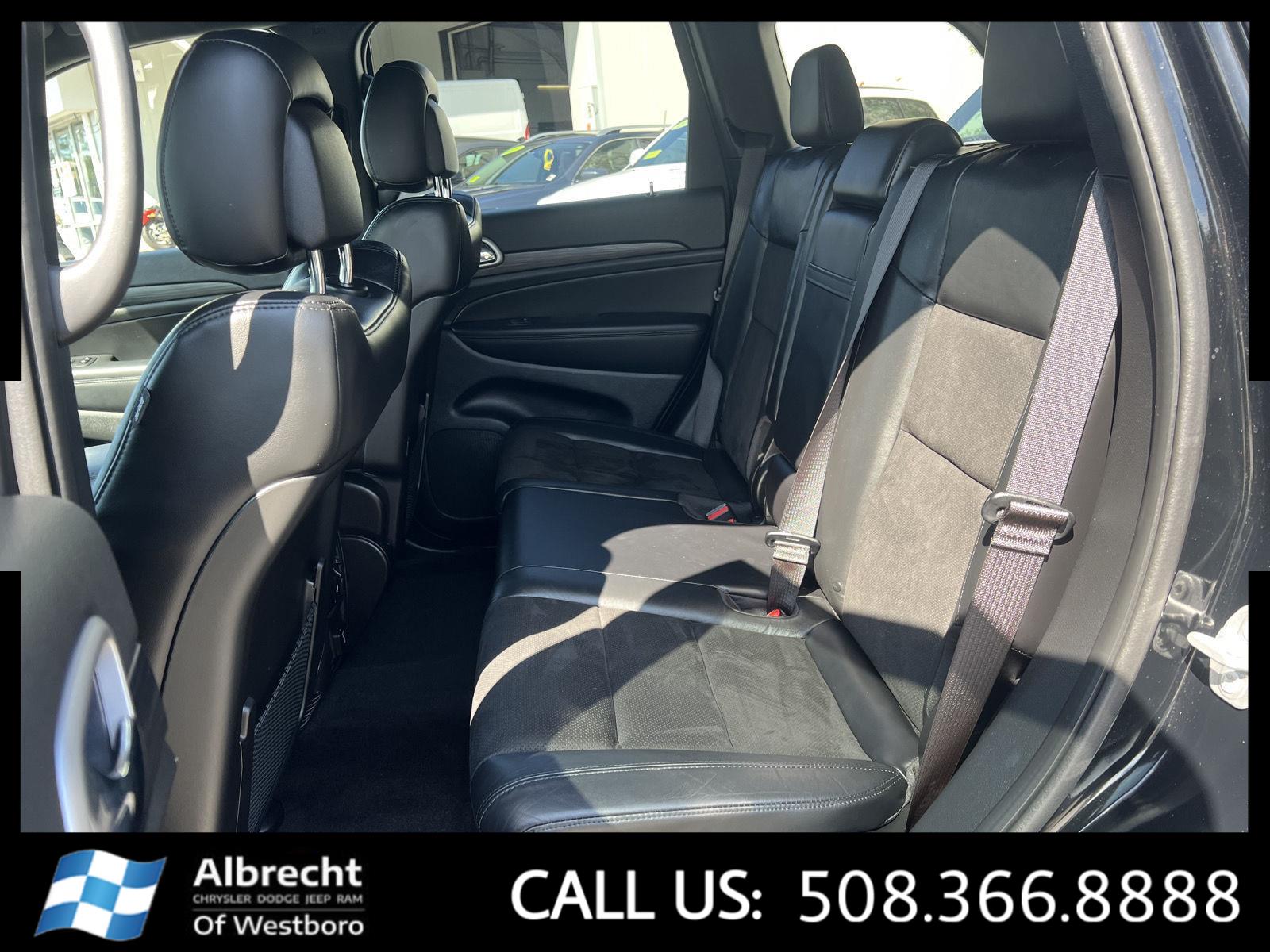 2022 Jeep Grand Cherokee Laredo X SE Altitude photo 12