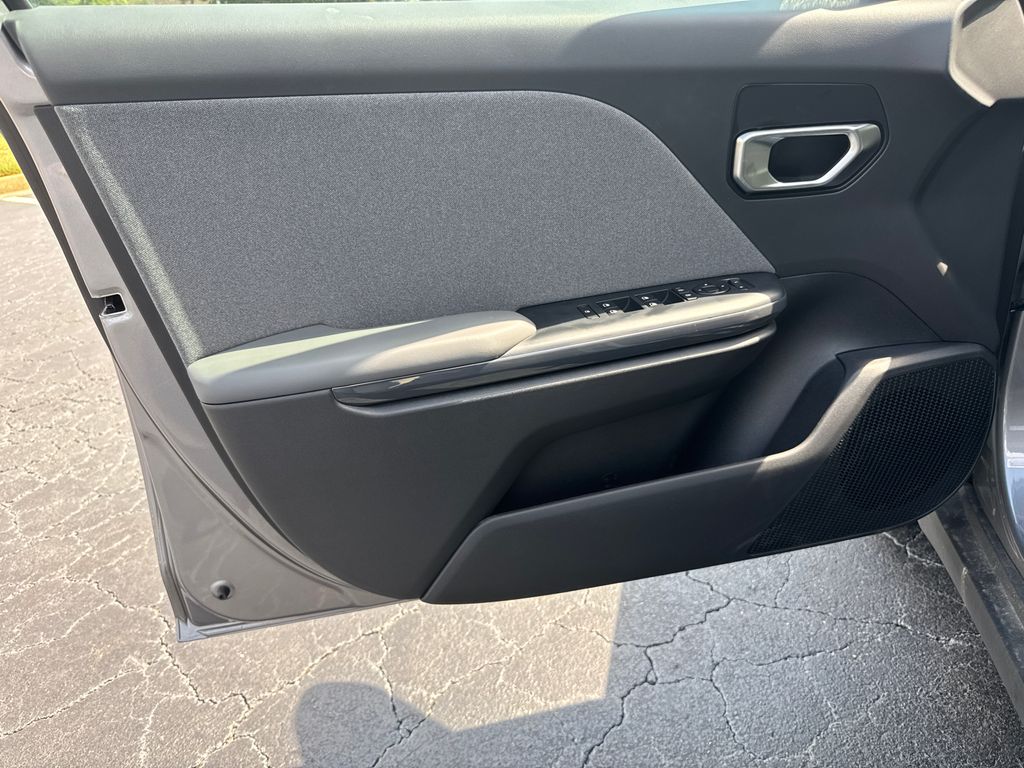 2025 Kia K4 EX photo 11