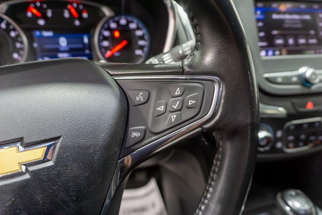 2020 Chevrolet Equinox LT photo 19
