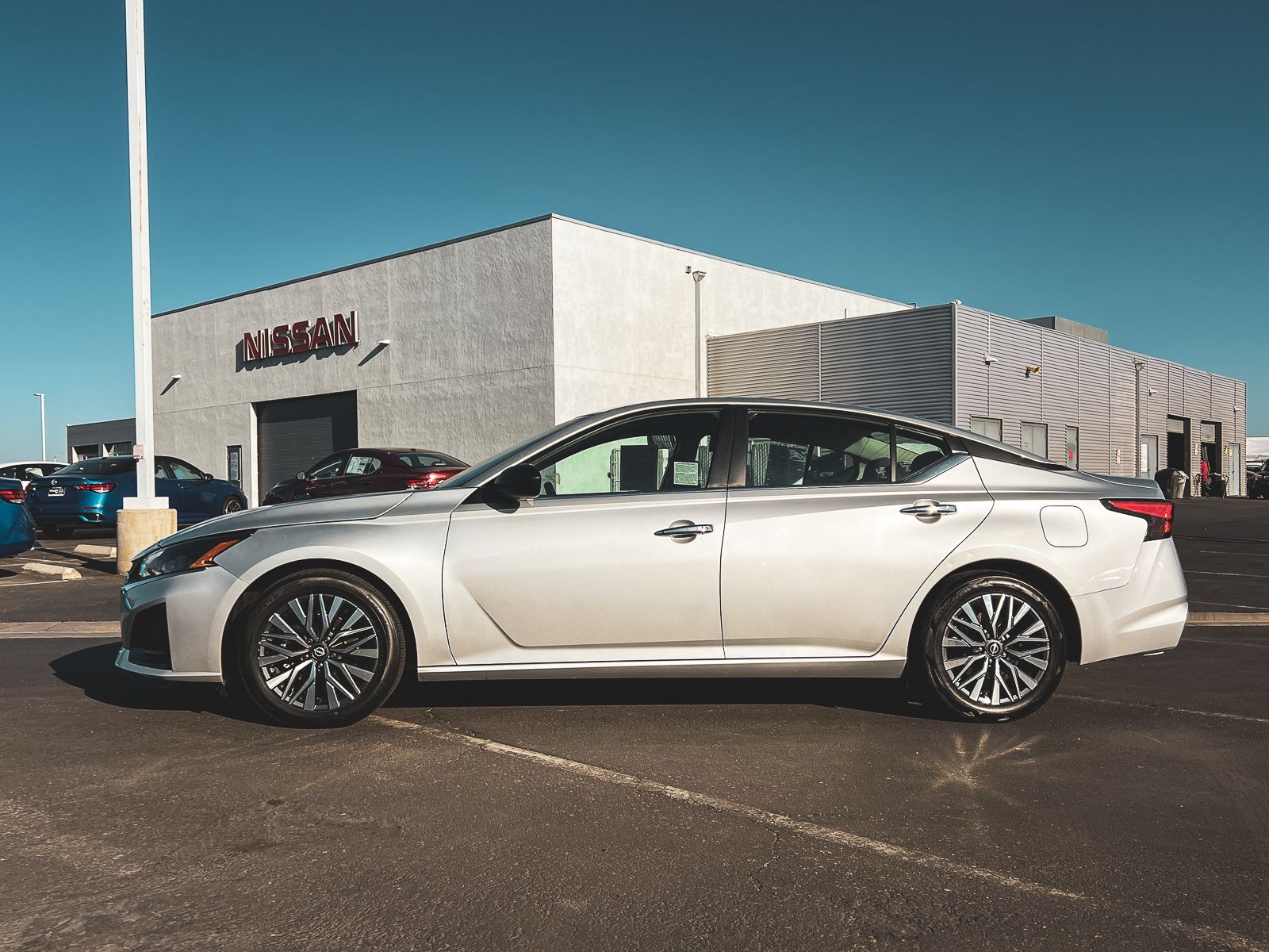 2024 Nissan Altima 2.5 SV photo 8