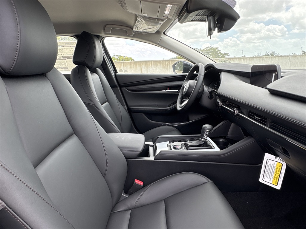 2025 Mazda Mazda3 2.5 Select Sport photo 10