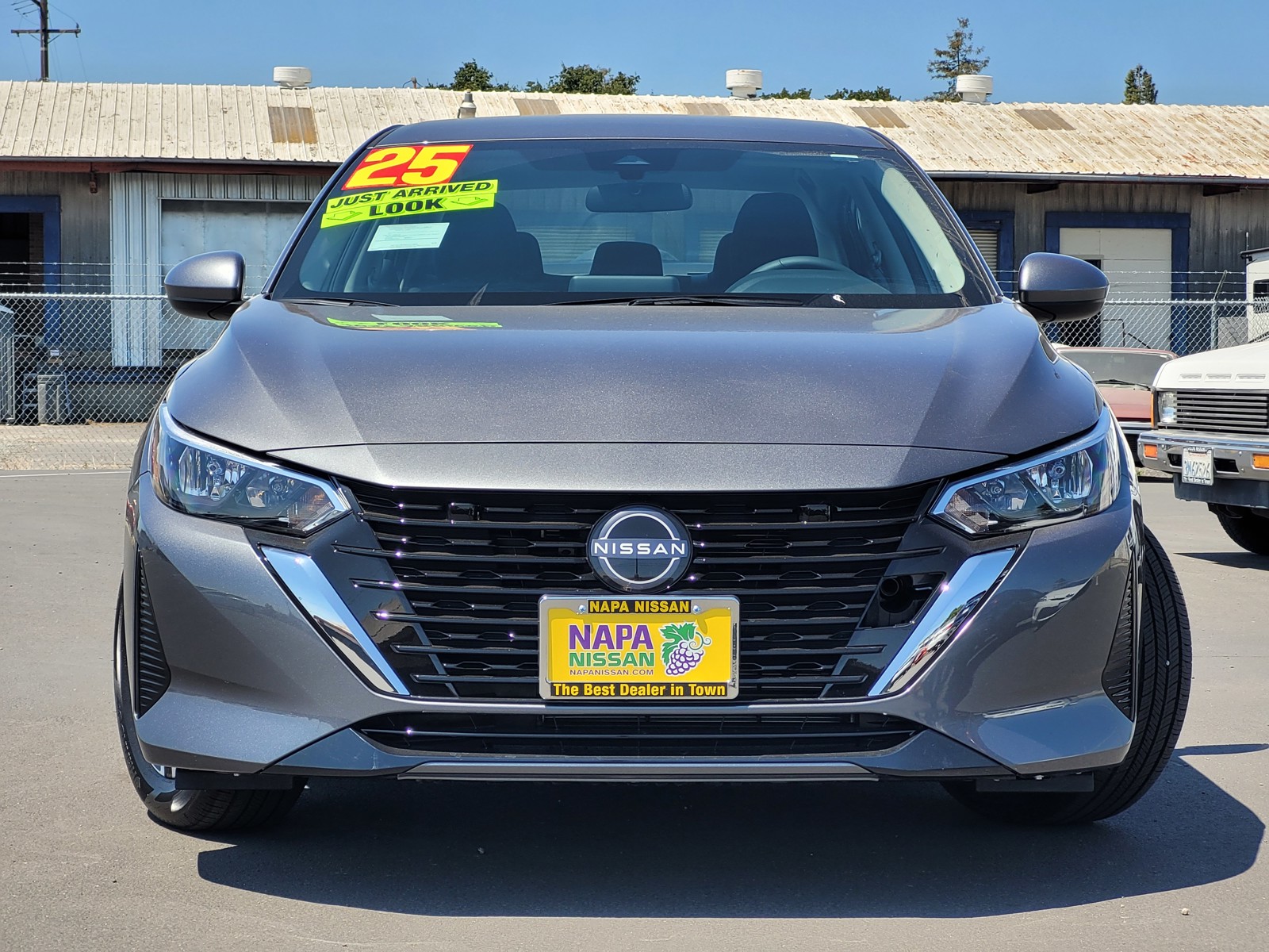 2025 Nissan Sentra SV photo 2