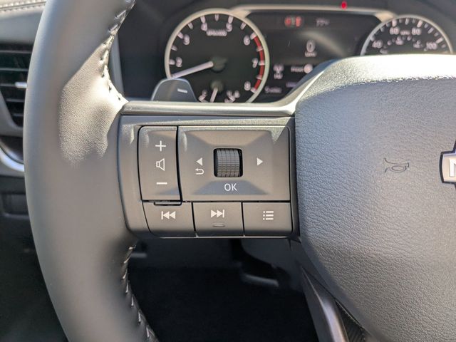 2026 Nissan Rogue SV photo 17