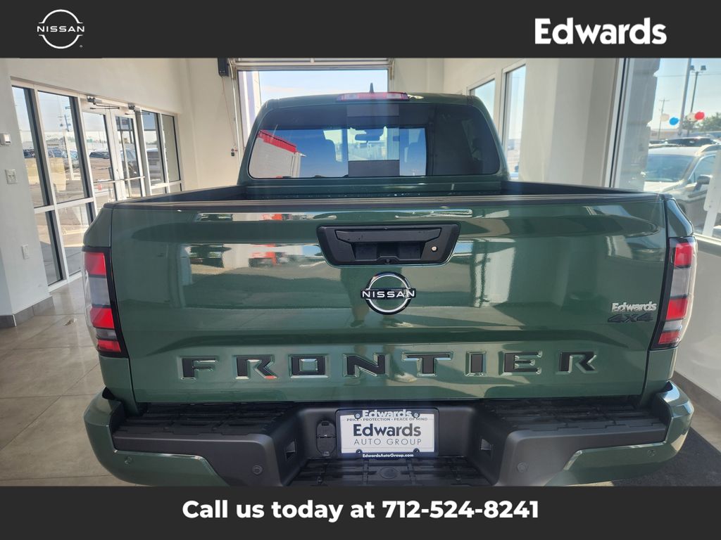 2026 Nissan Frontier SV photo 9