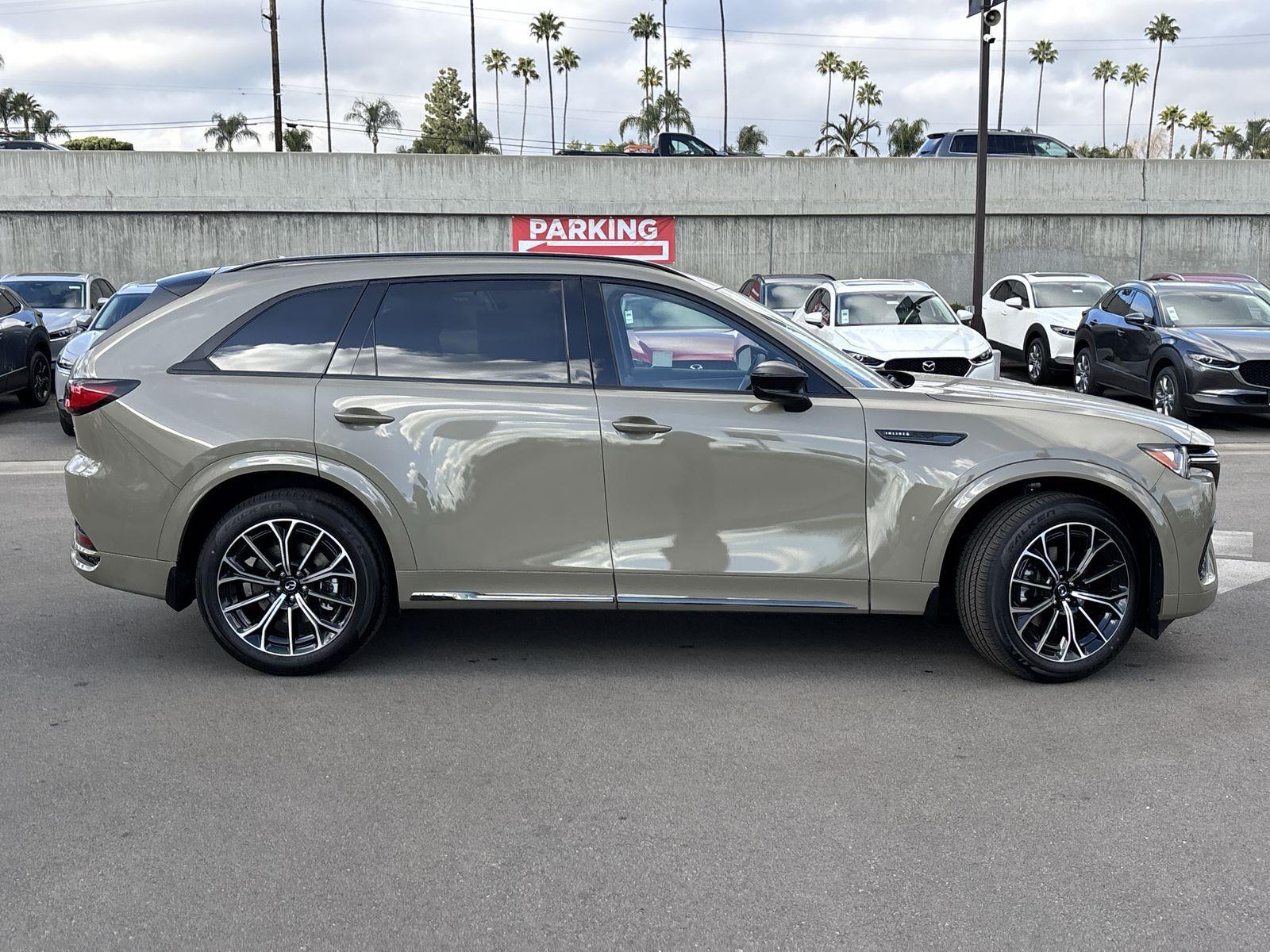 2025 Mazda CX-70 3.3 Turbo S Premium photo 2