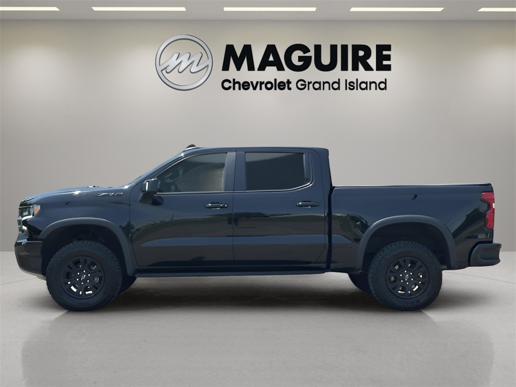 2024 Chevrolet Silverado 1500 ZR2 photo 3