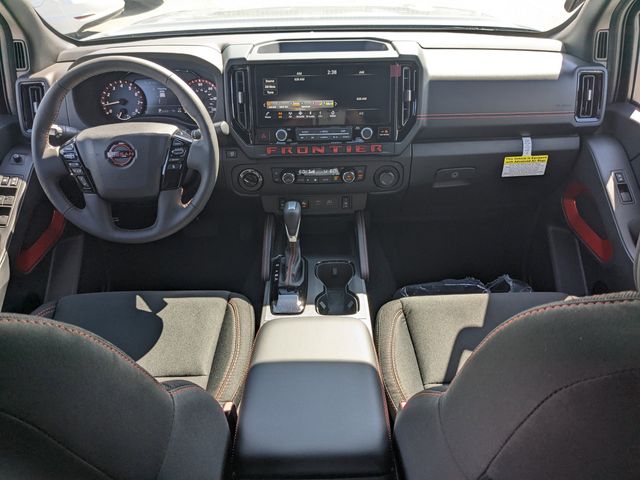 2025 Nissan Frontier Crew Cab PRO-4X photo 13
