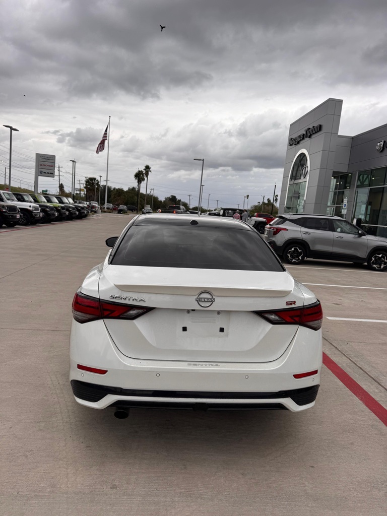 2024 Nissan Sentra SR photo 2