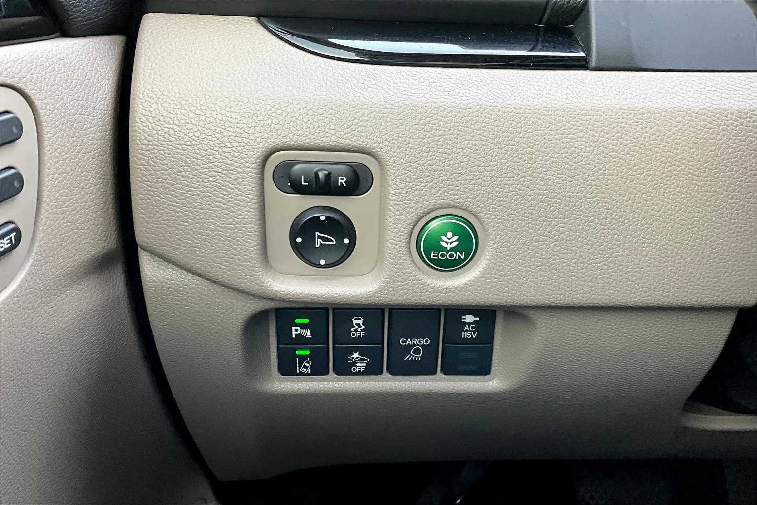 2019 Honda Ridgeline RTL-E photo 26