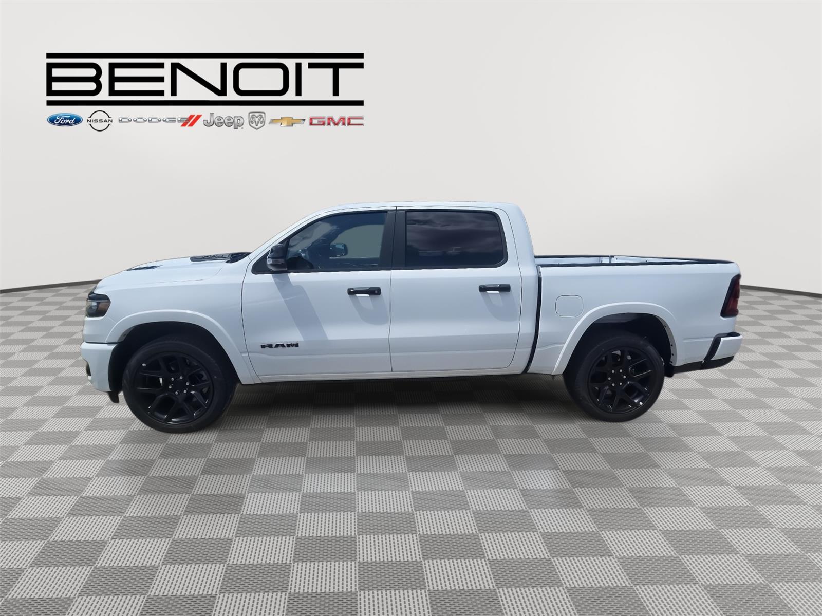 2026 Ram 1500 Laramie photo 8