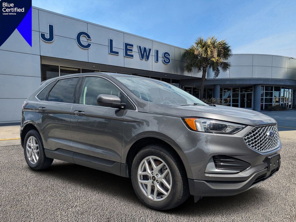 2023 Ford Edge
