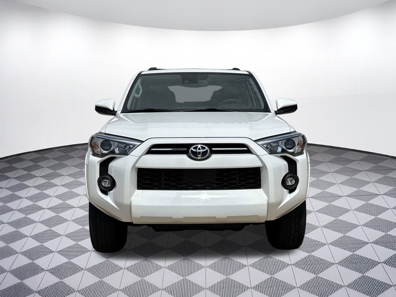 2023 Toyota 4Runner SR5 photo 6
